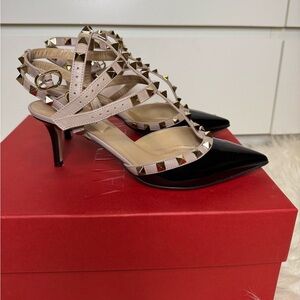 Valentino Rockstud Caged Pump